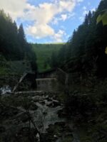 Blick auf das Tosbecken Speicher Bolgenach im Schonrevier